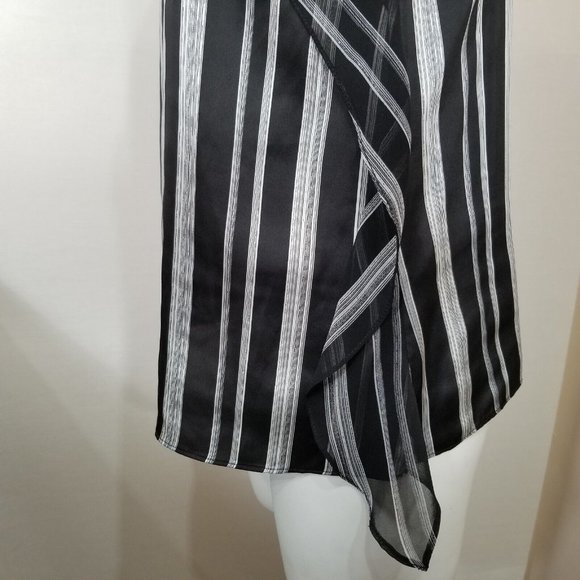 BCBG Generation Womens Casual Tank Top Small Black Striped Tiered Front Ruffle - Picture 6 of 9